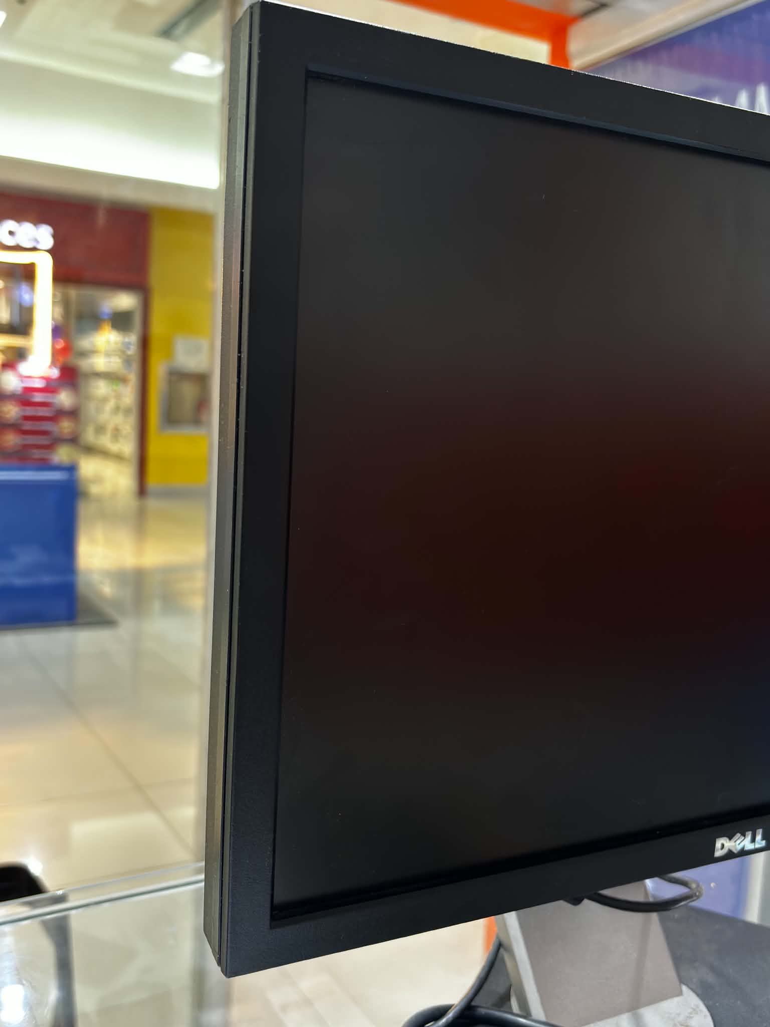Dell Widescreen LCD Monitor 19”