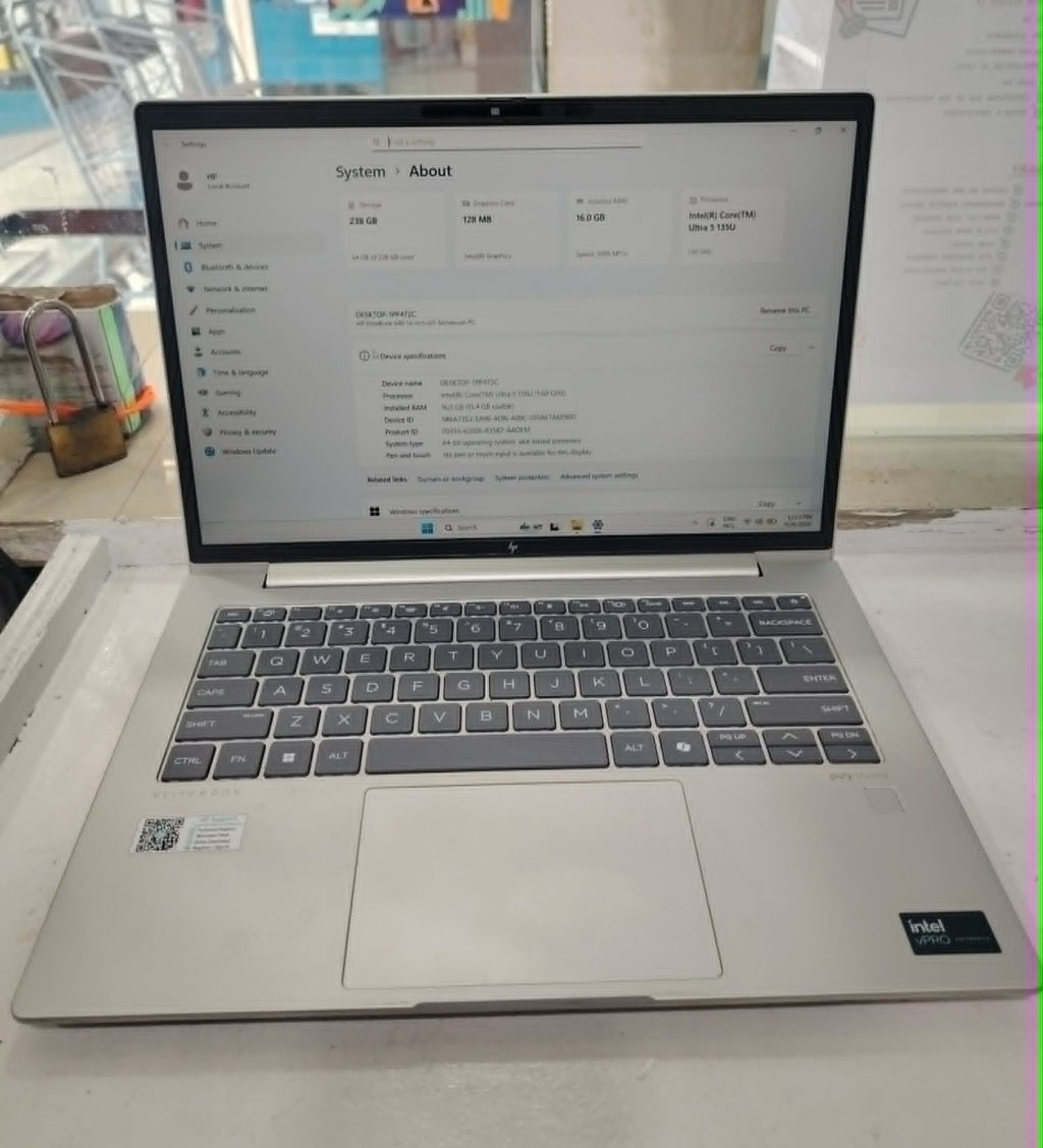 HP Elitebook 640 G11
