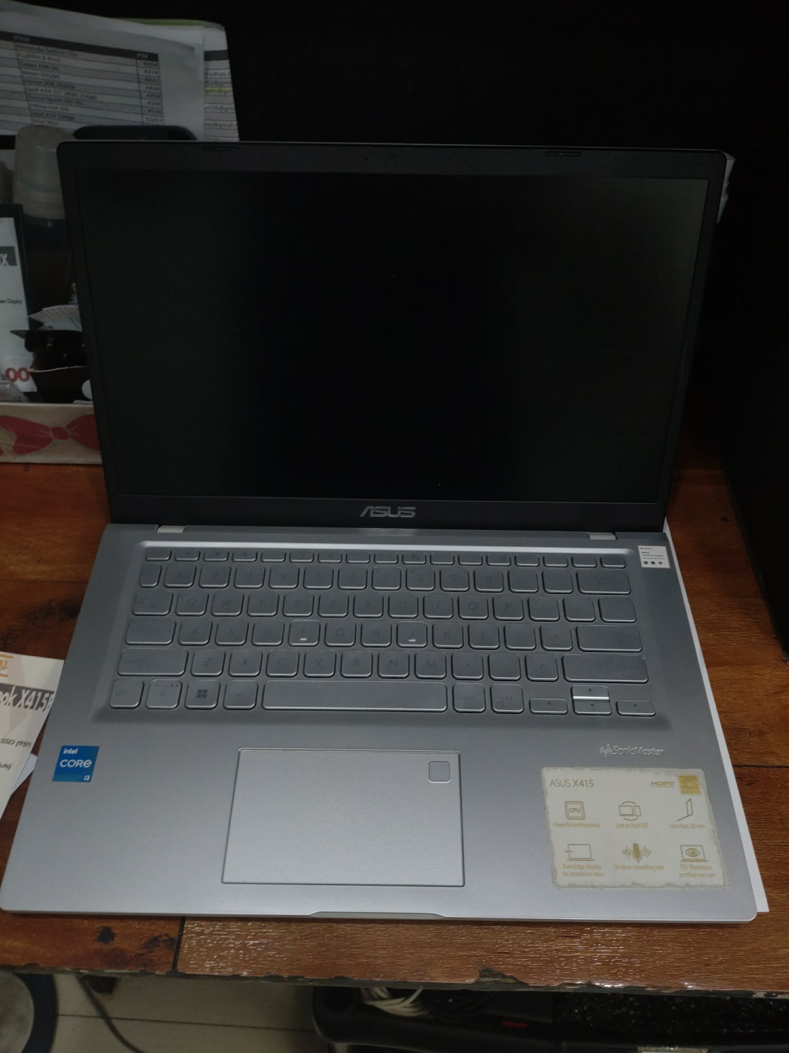 Asus VivoBook X415E