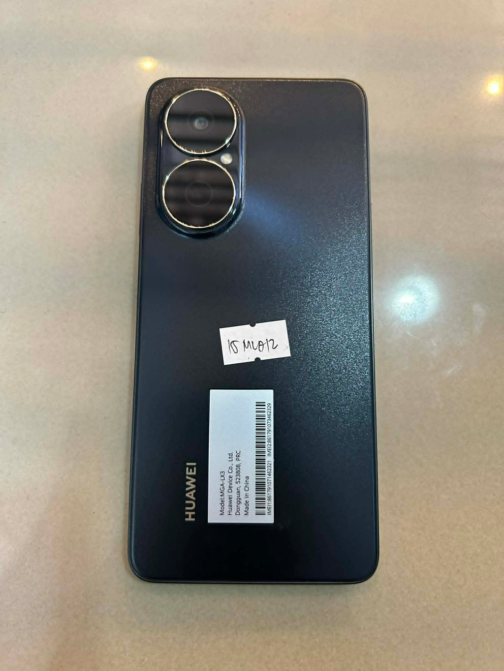 Huawei Nova Y73