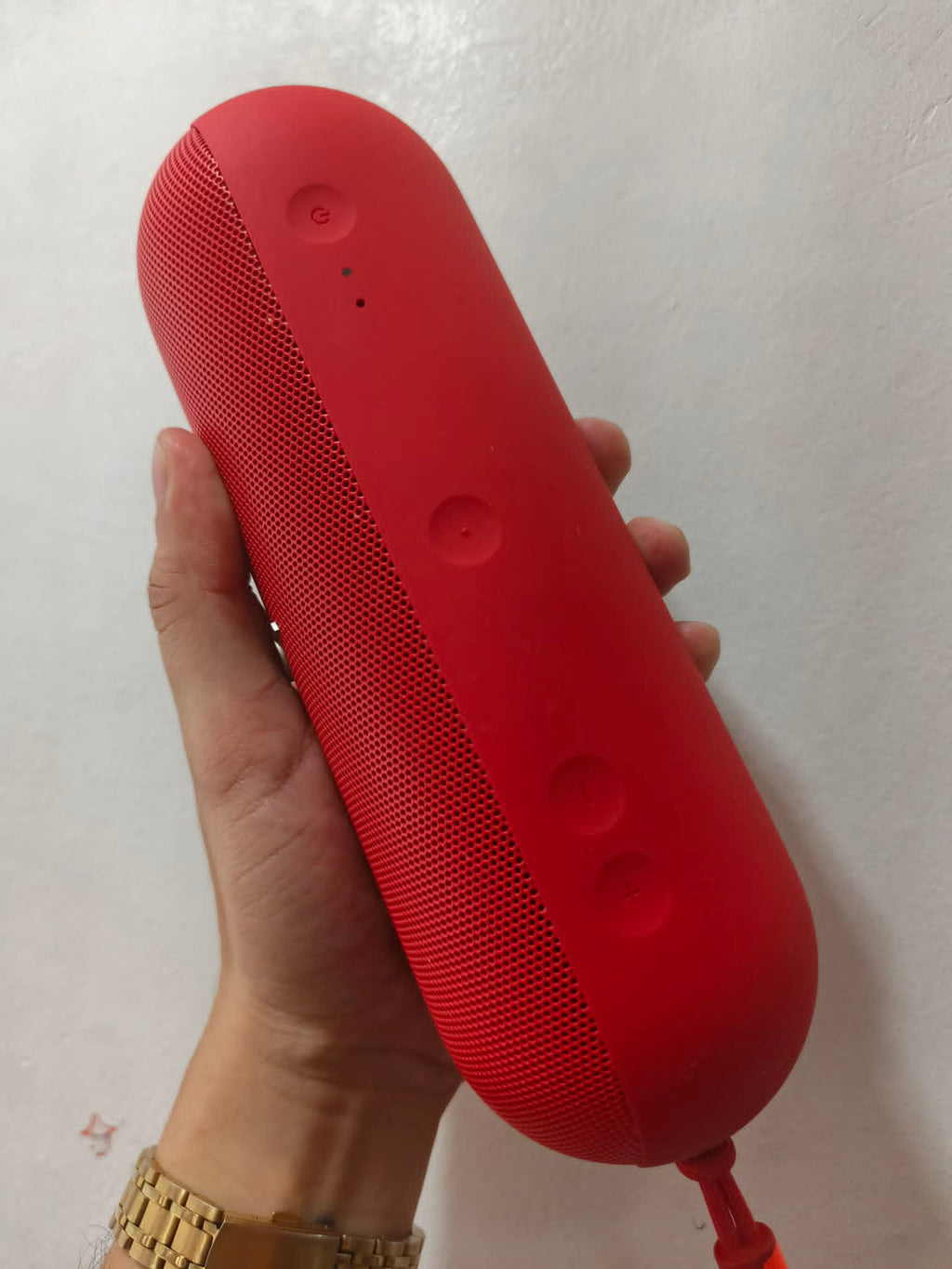 Beats Pill Speaker