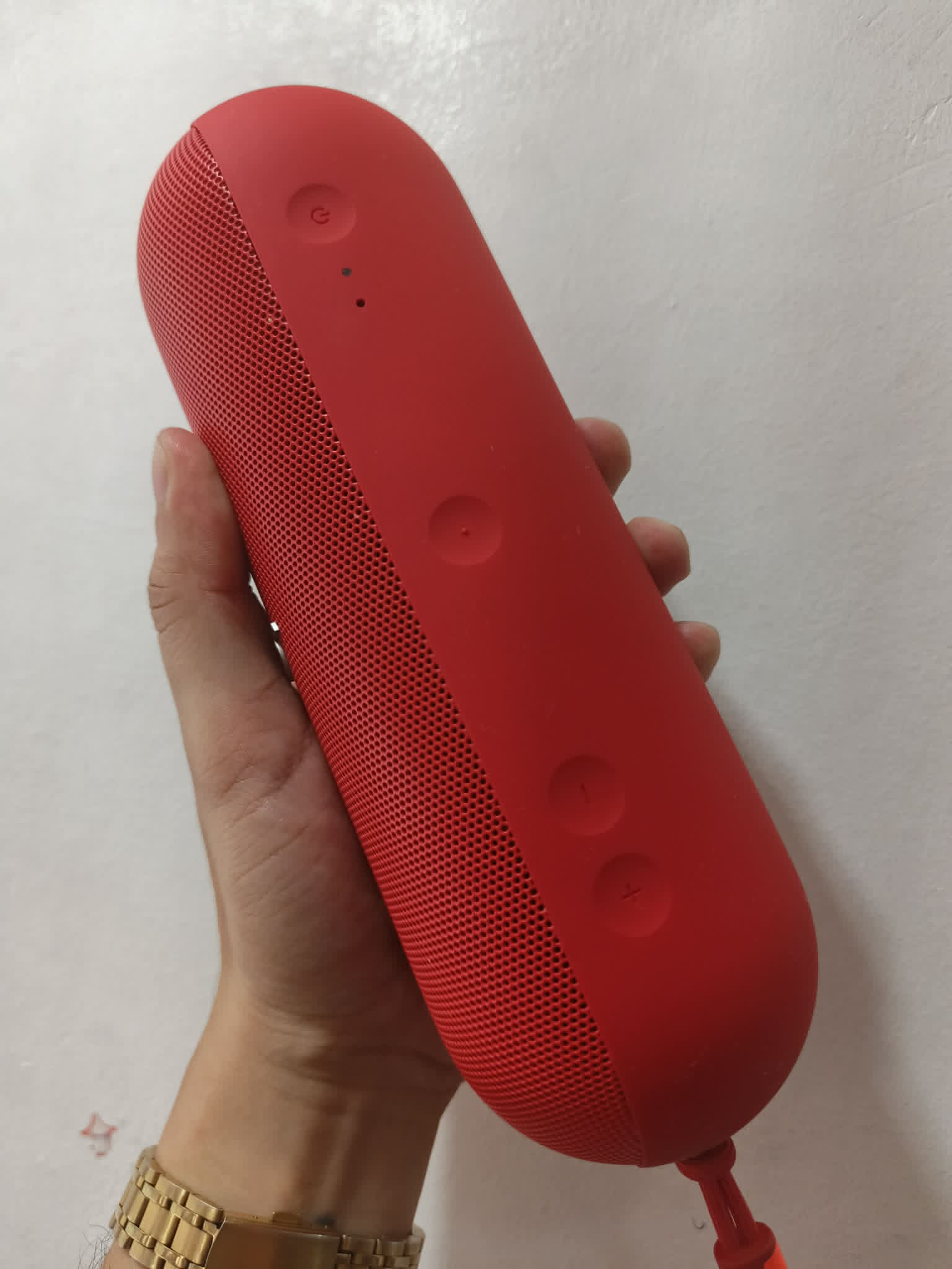 Beats Pill Speaker