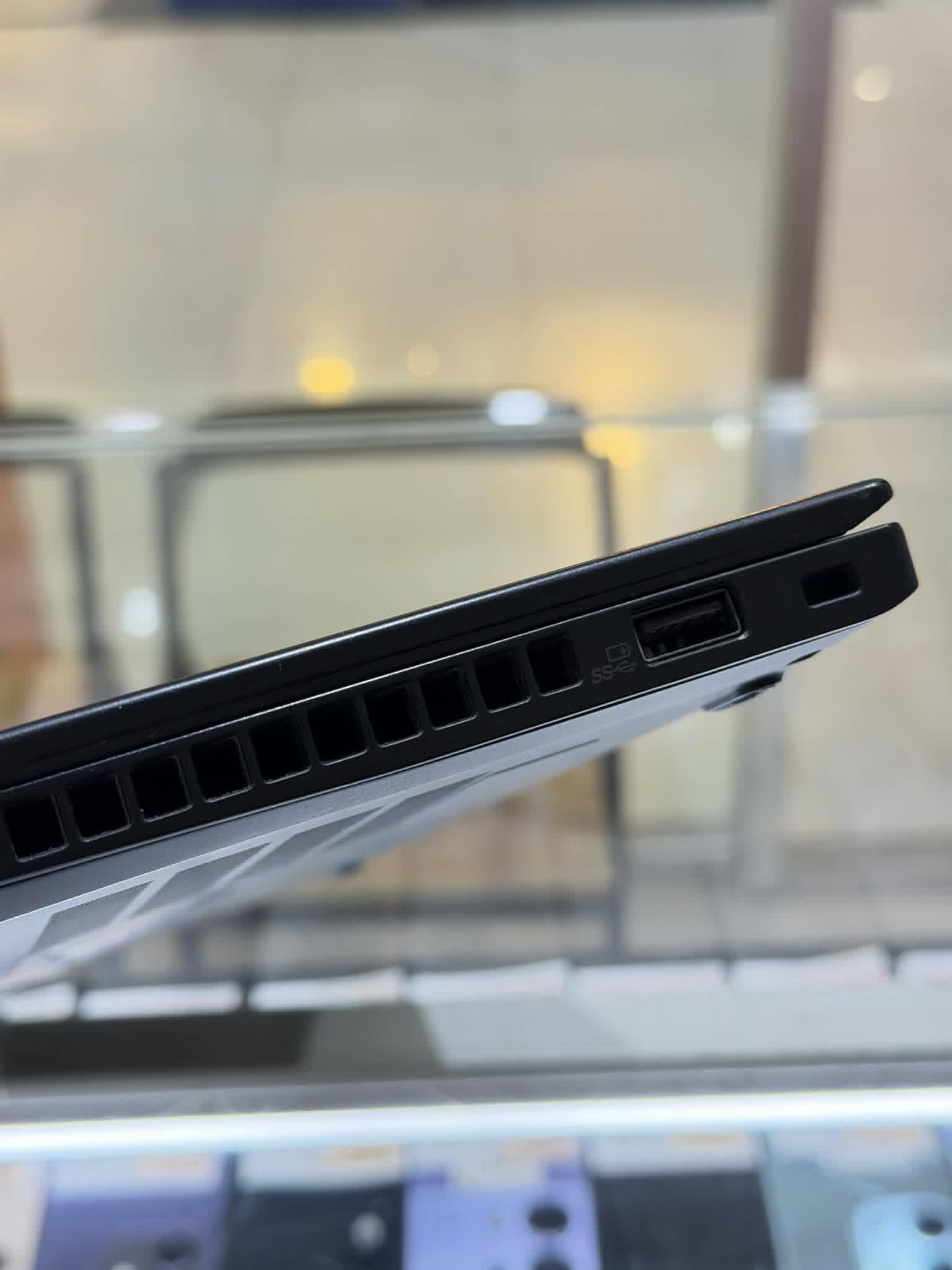 Lenovo ThinkPad X280