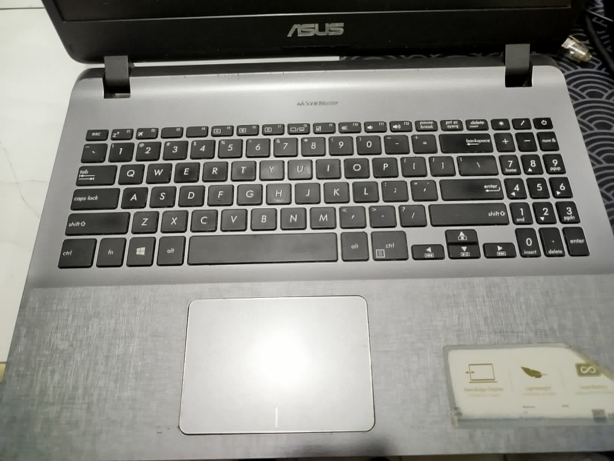 Asus NoteBook X507M