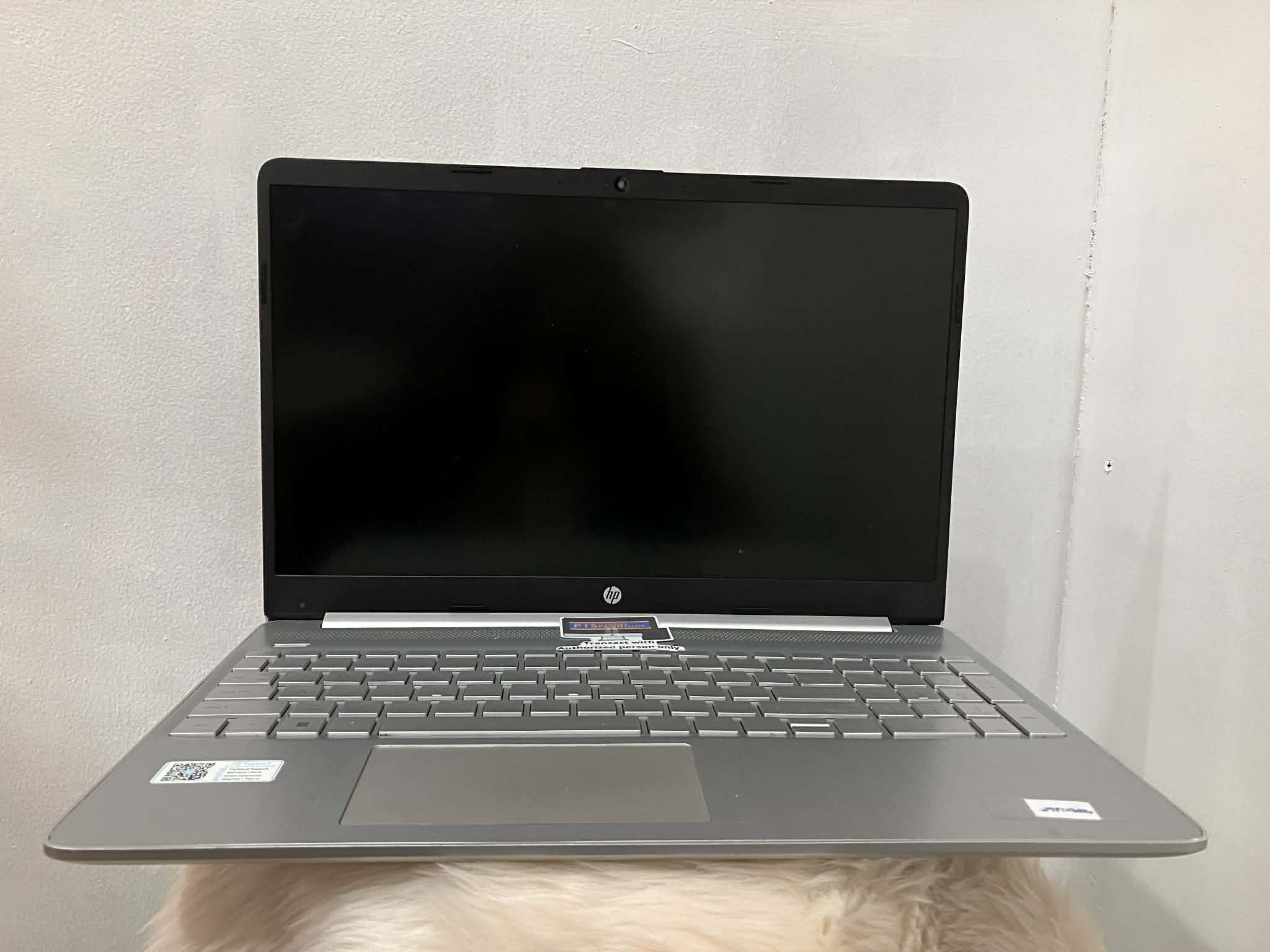 HP Laptop 15s