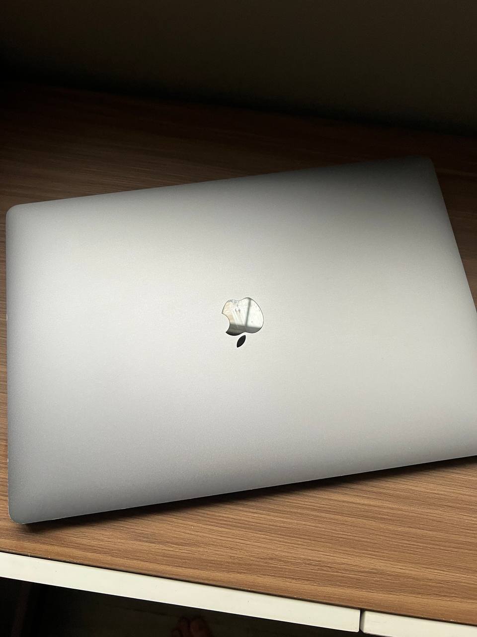 Apple Macbook Pro Intel Core i9 (2019)
