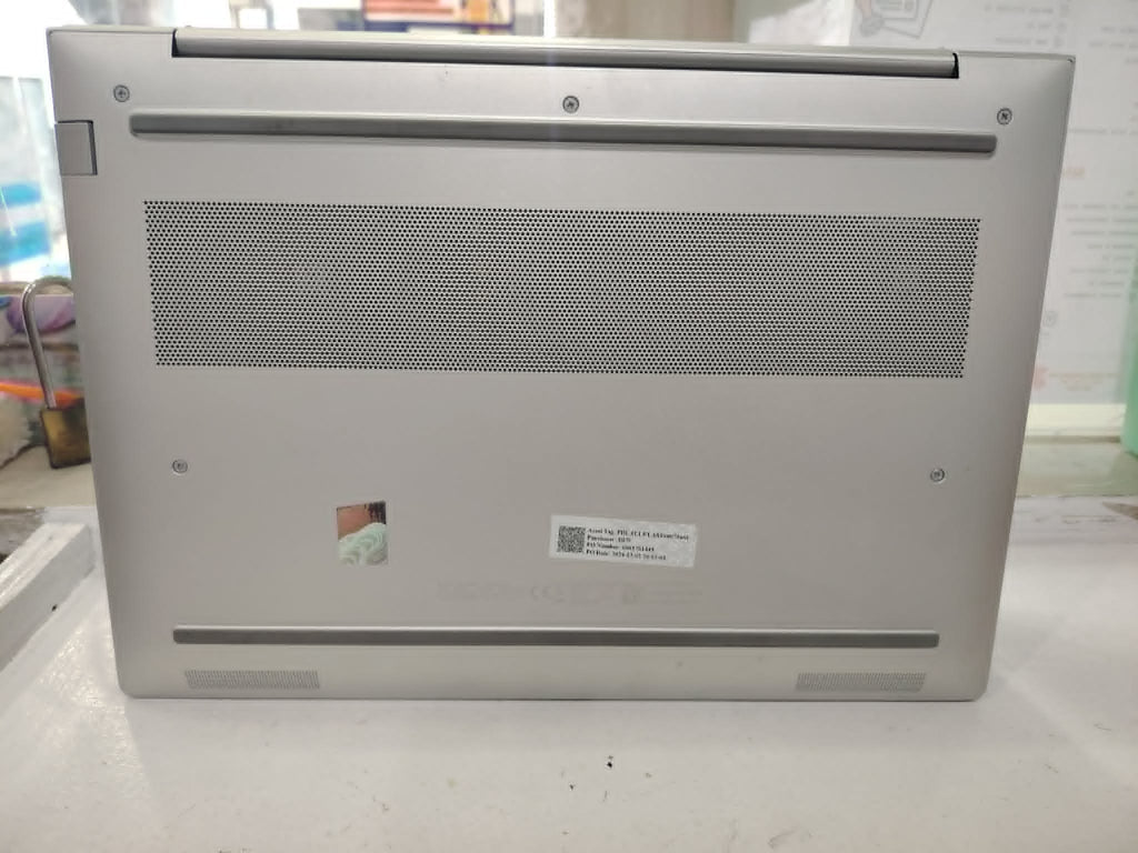 HP Elitebook 640 G11
