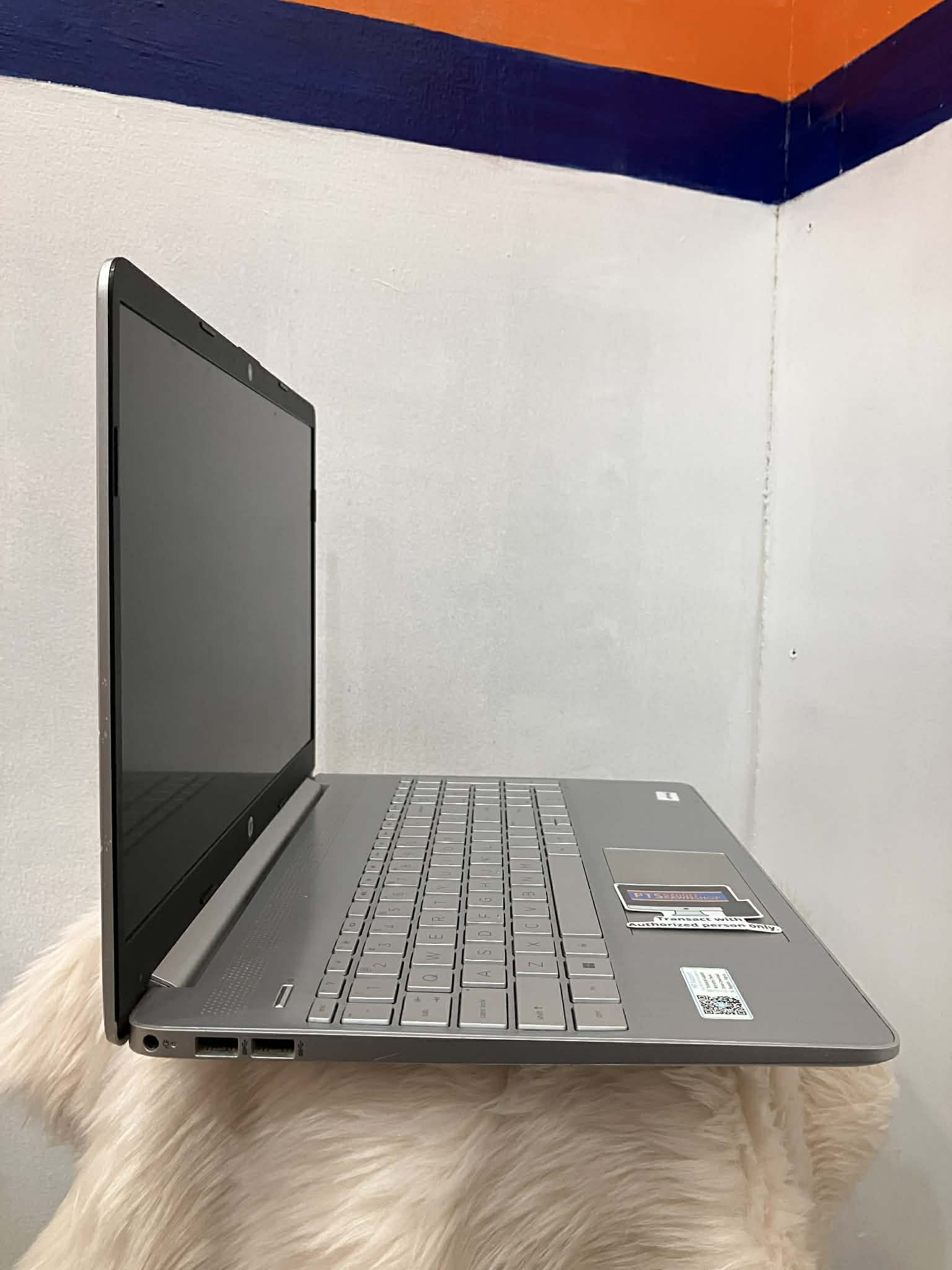 HP Laptop 15s