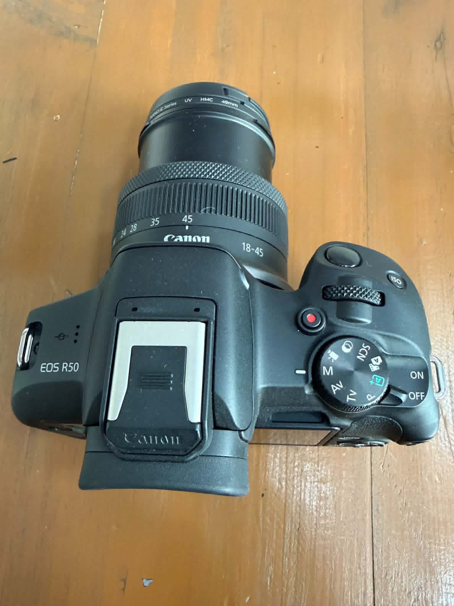 Canon EOS Camera R50