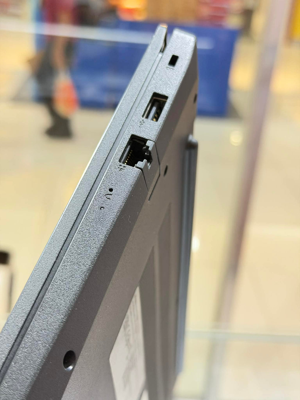 Lenovo V15 G4