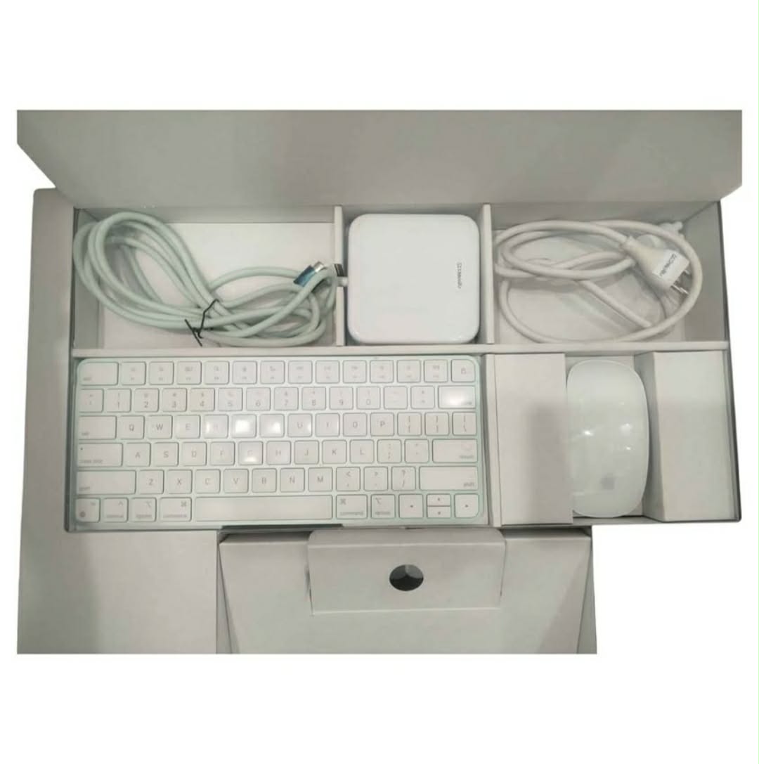 Apple iMac 24” 2021 (M1)
