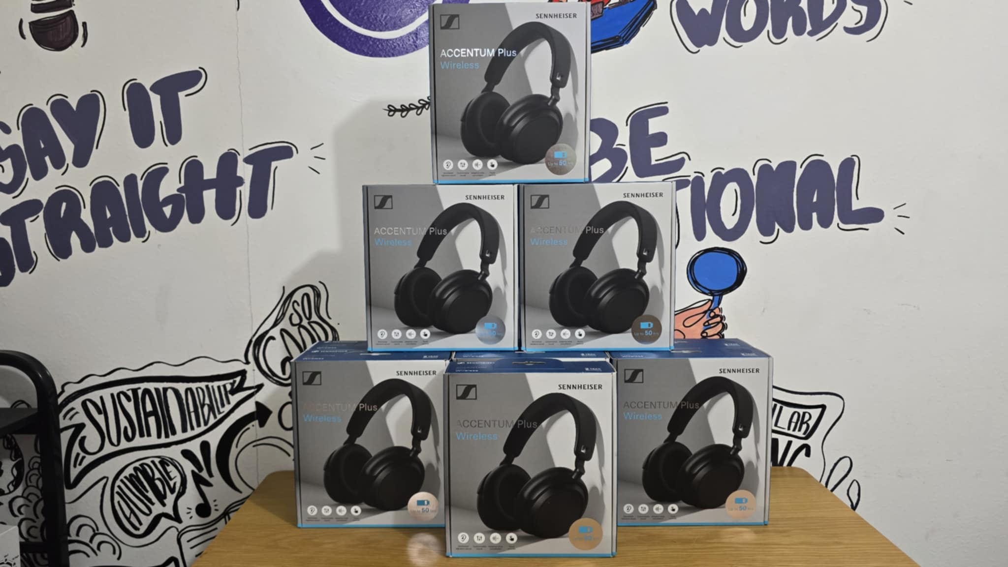 Sennheiser Headphones Accentum 4 Black Brand New Sealed